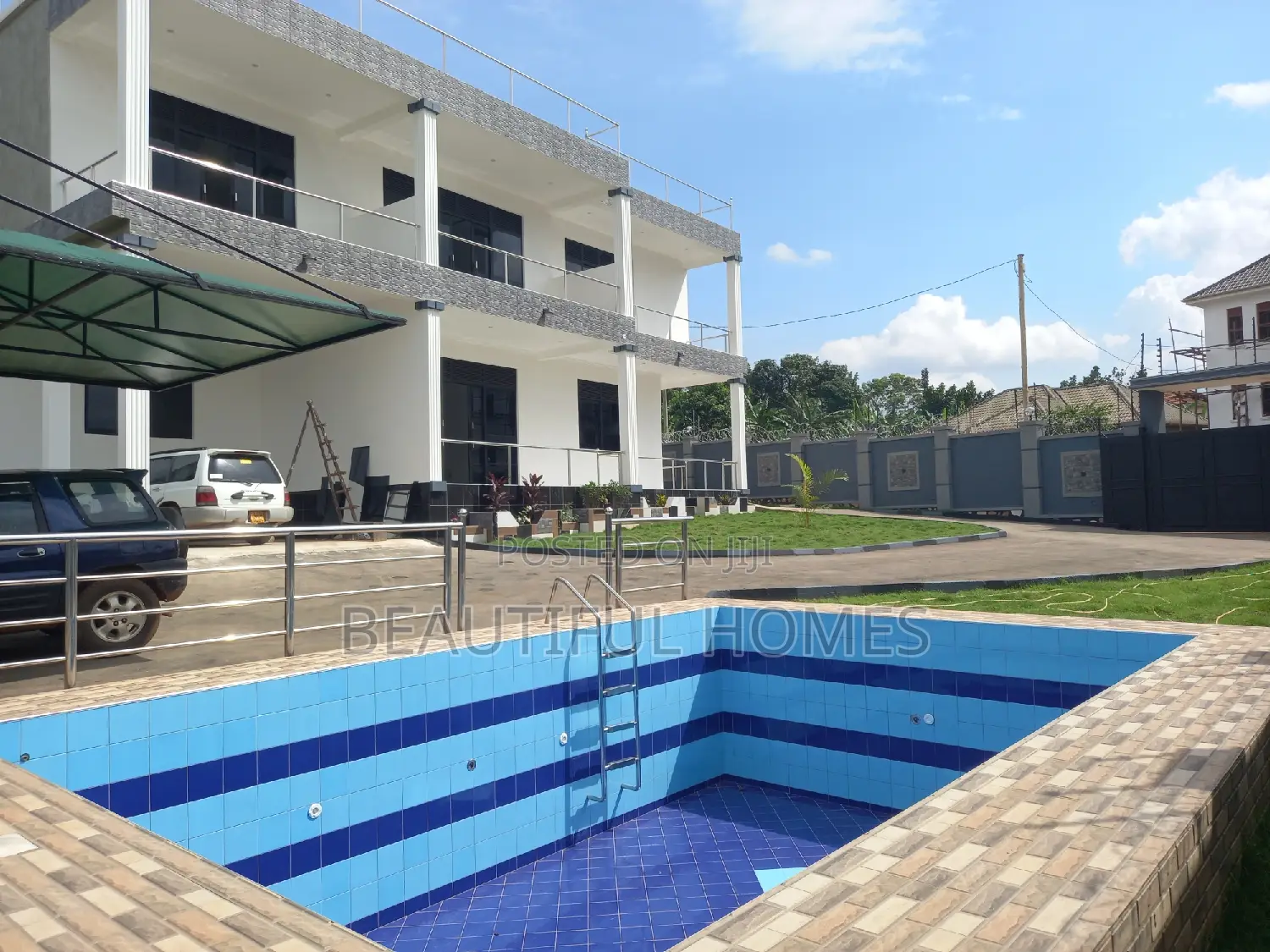 Furnished 6bdrm Duplex in Buwate, Kira for sale in Kira