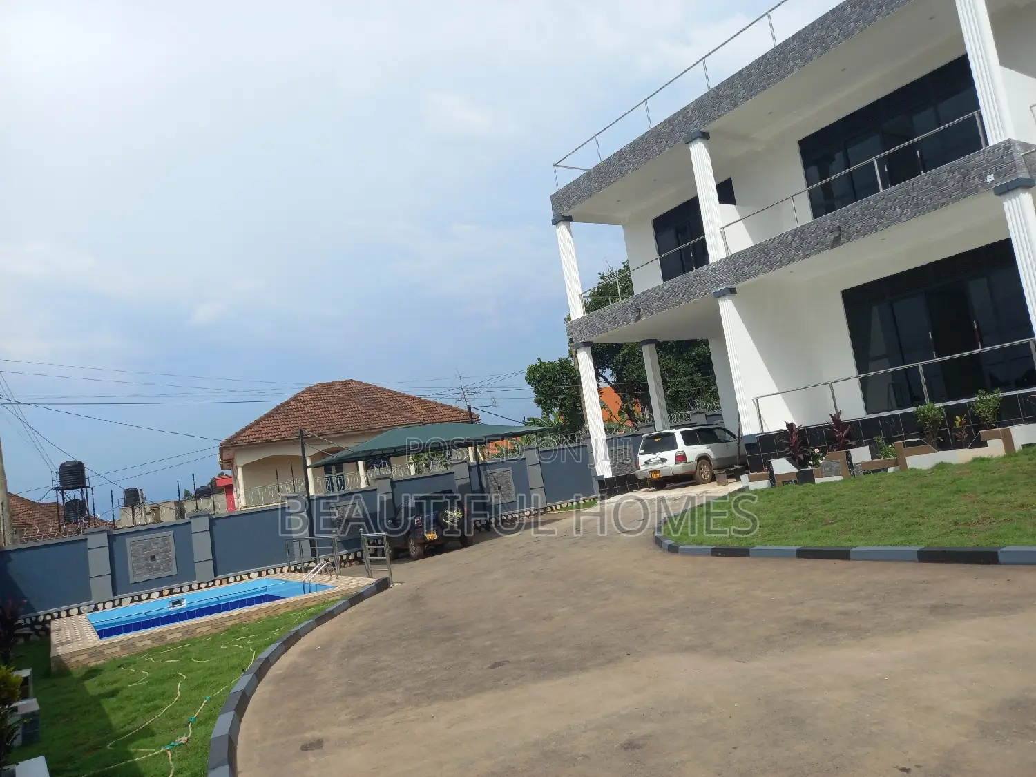 Furnished 6bdrm Mansion in Buwate Tarmack, Kira for sale in Kira