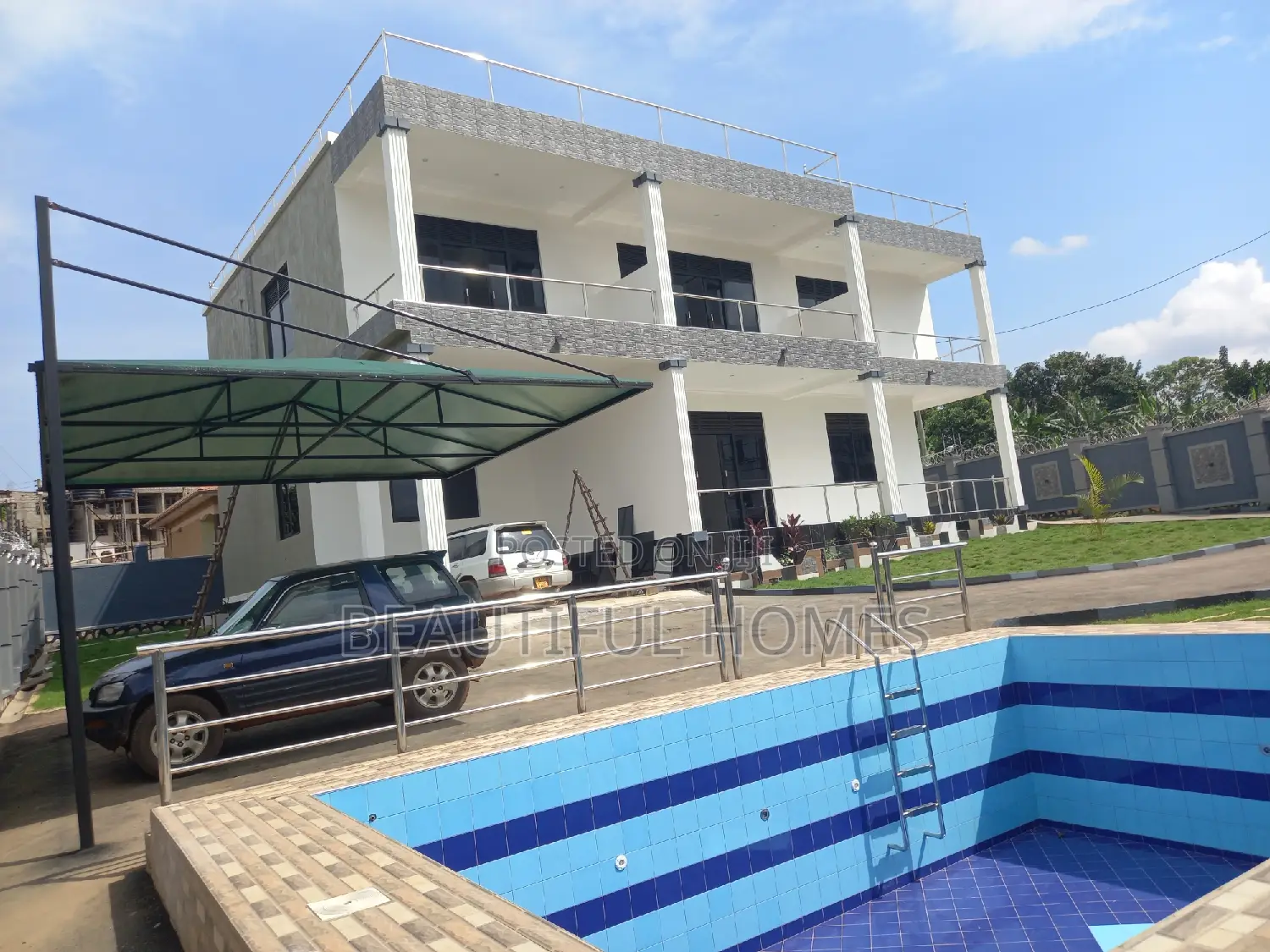 Furnished 6bdrm Mansion in Buwate, Kira for sale in Kira