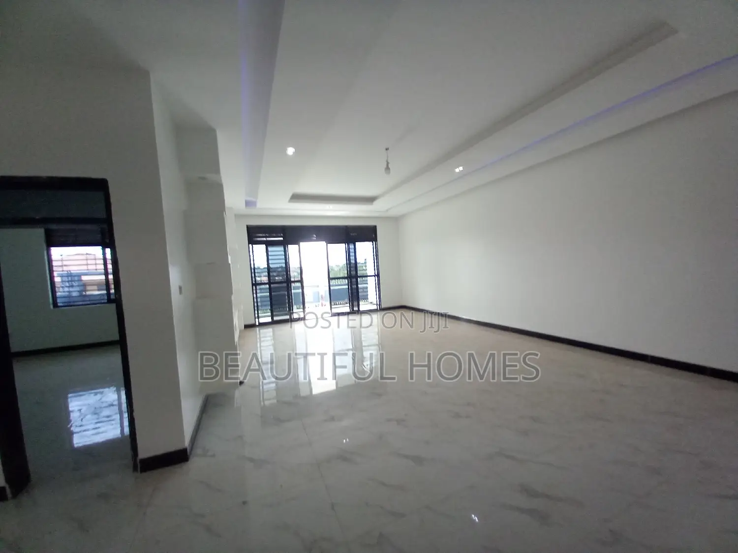 Furnished 6bdrm House in Buwate, Kira for sale in Kira