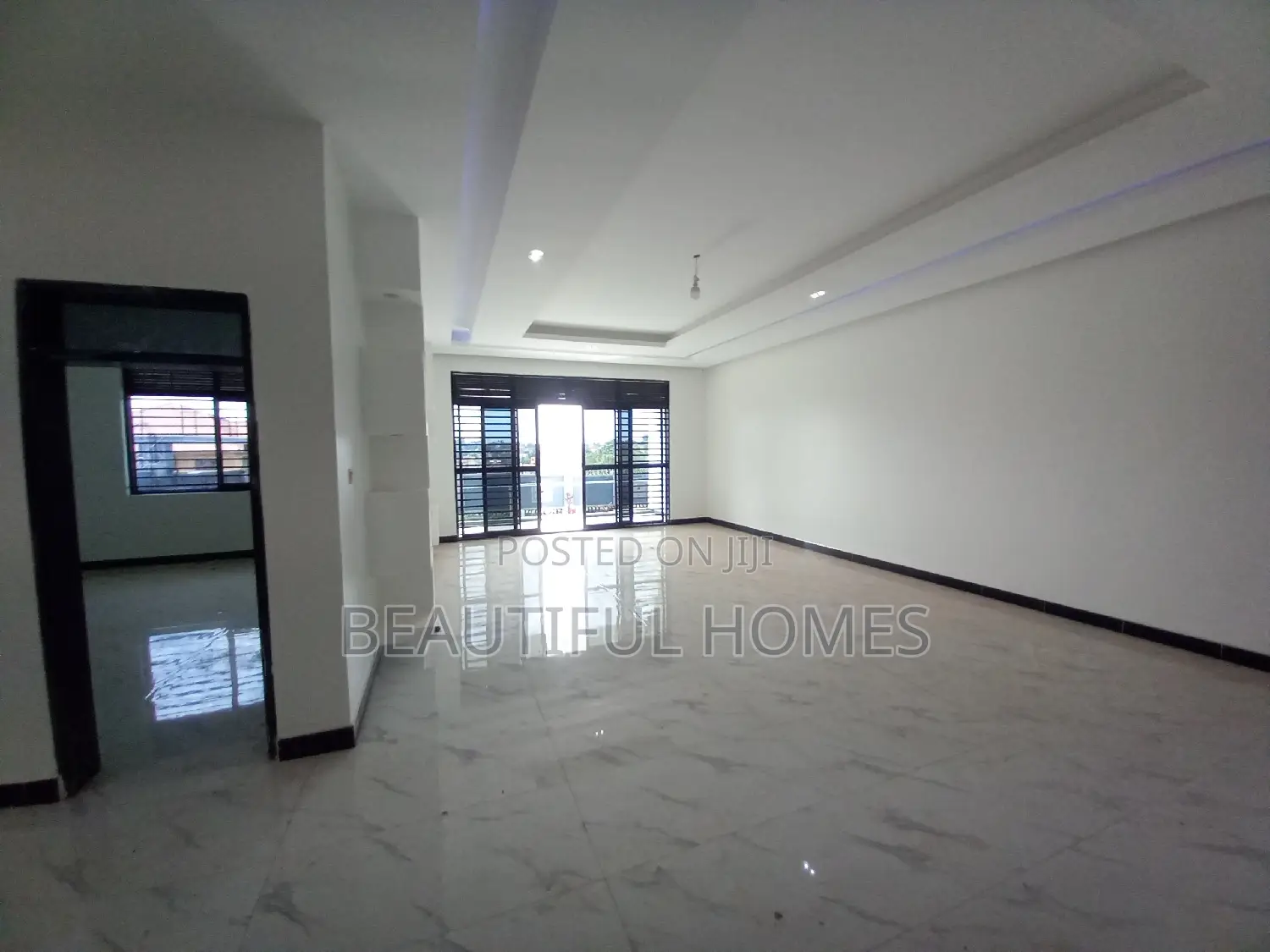 Furnished 6bdrm House in Buwate, Kira for sale in Kira