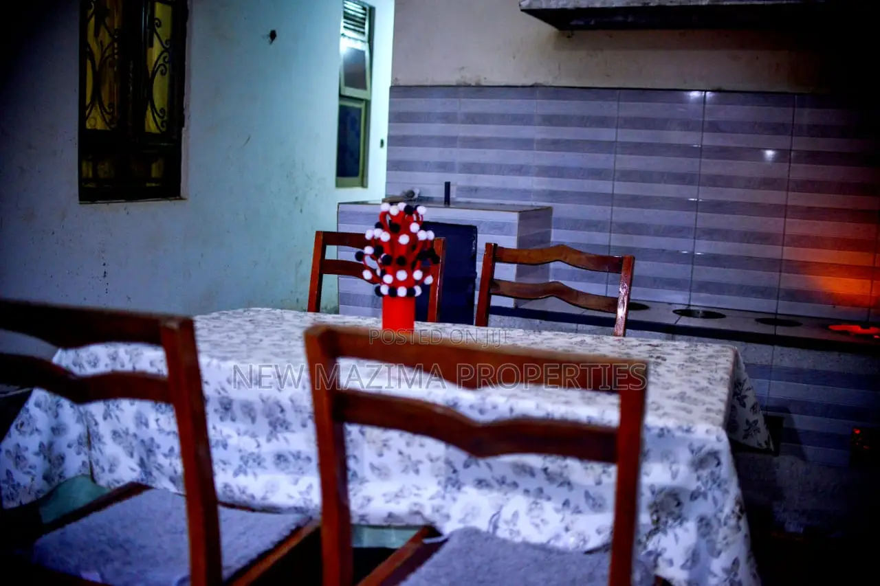 Furnished 4bdrm House in Seguku Heights, Division A for rent in Division A