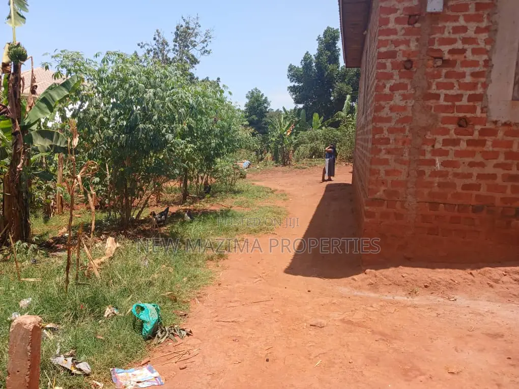 Affordable Plot on Quicksale in Munyonyo With Lake View in Division A