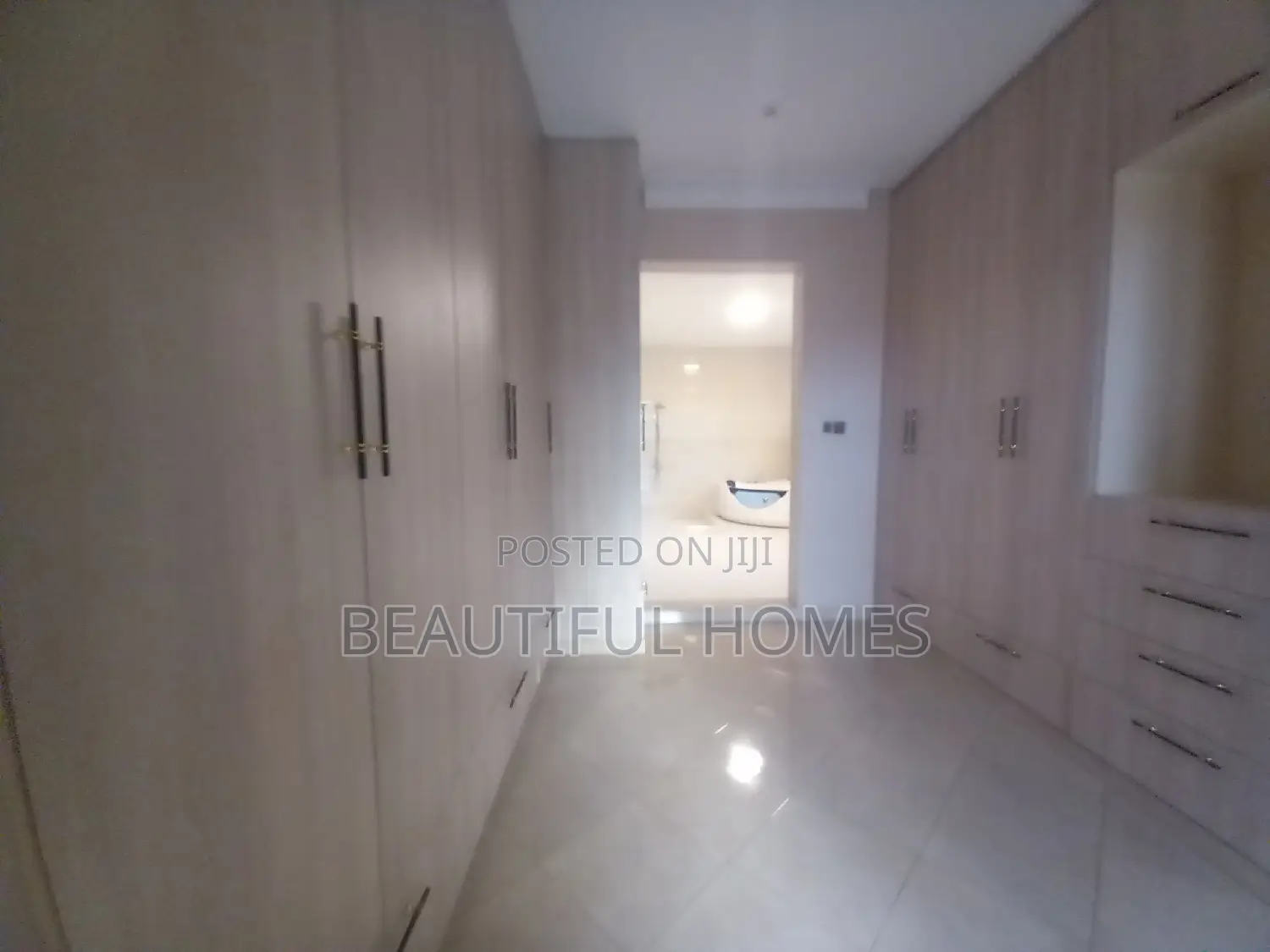 Furnished 7bdrm Mansion in Kyanja Rich, Nakawa for sale in Nakawa