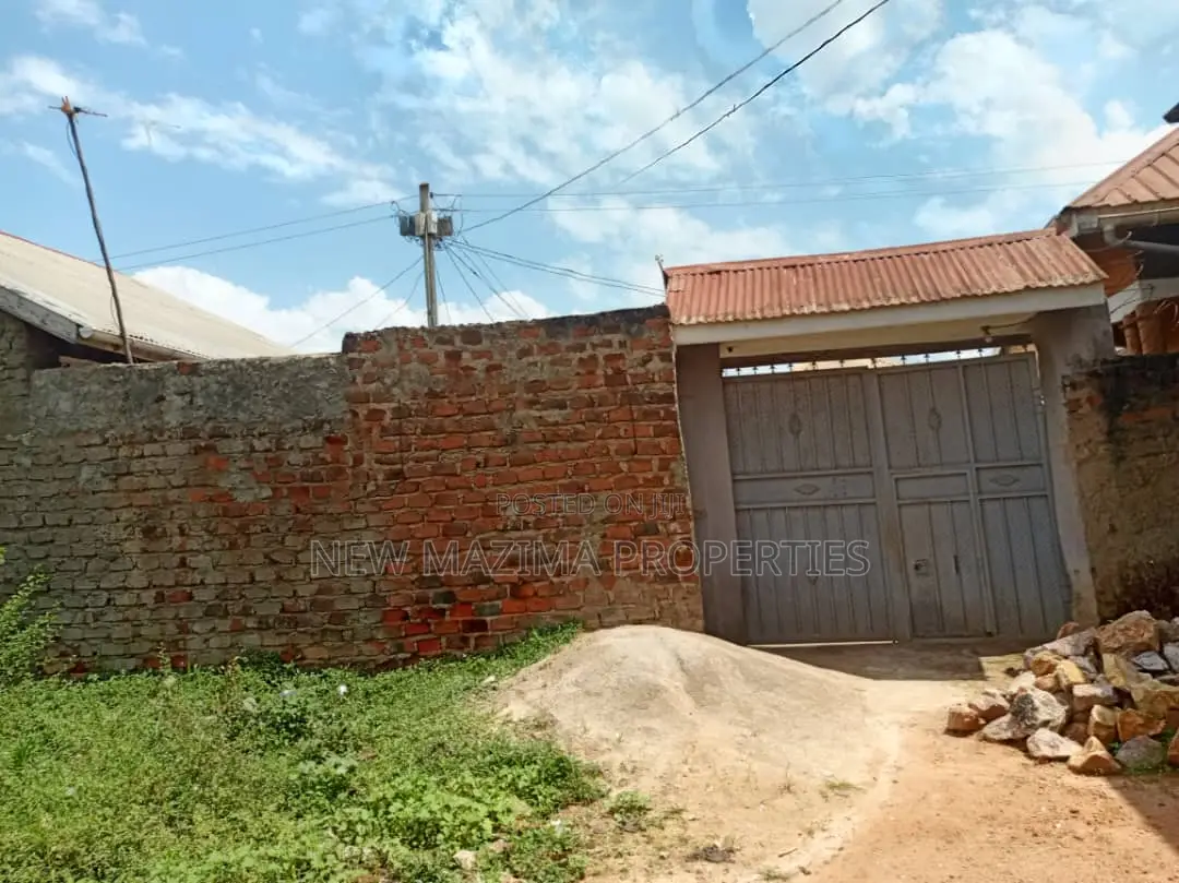 5bdrm House in Nansana Kabumbi, Division A for sale in Division A