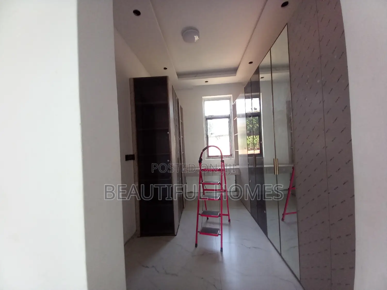 Furnished 6bdrm Mansion in Kyanja Rich, Central Division for sale in Central Division