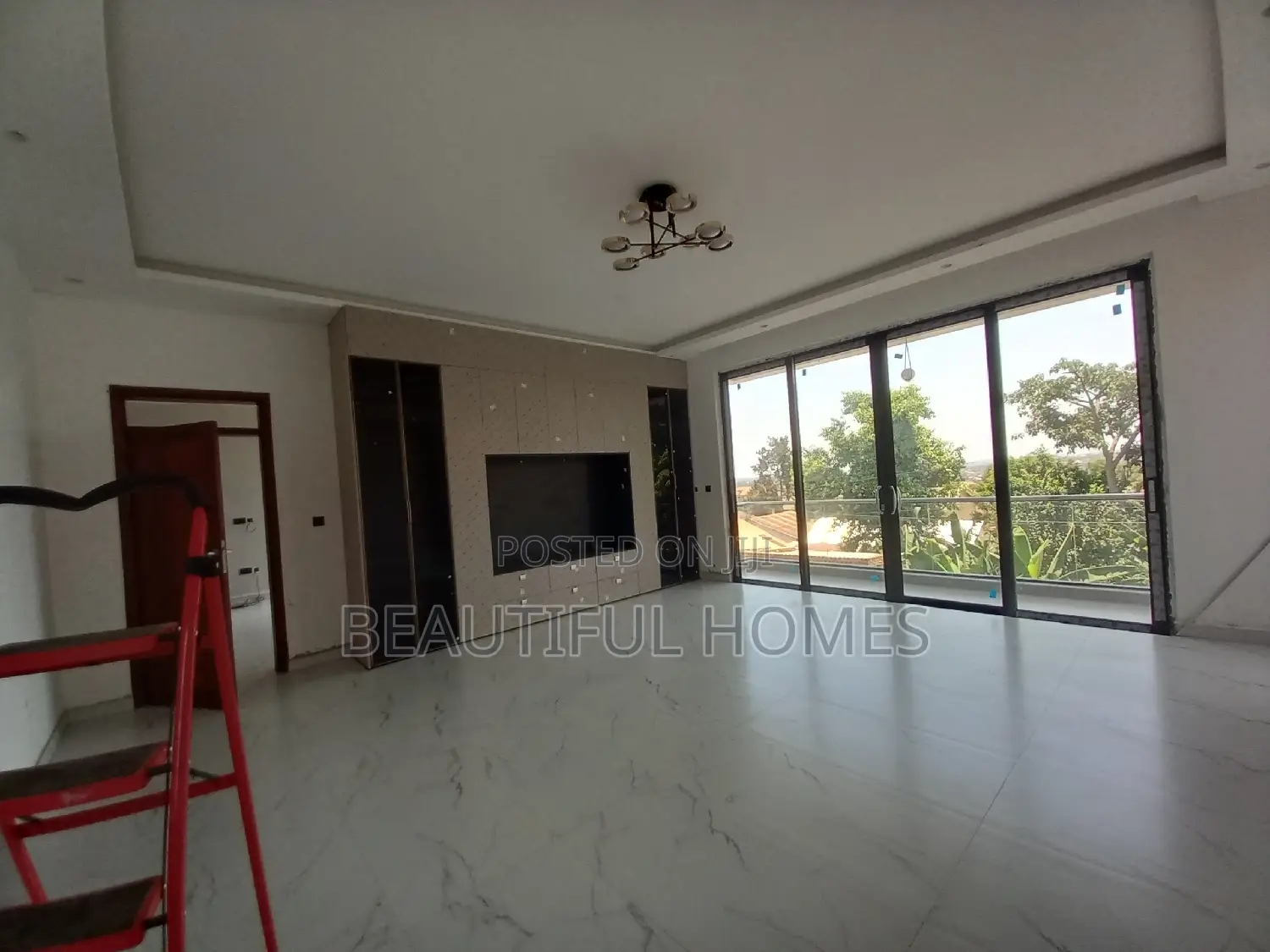 Furnished 6bdrm Duplex in Kyanja Central for sale in Central Division