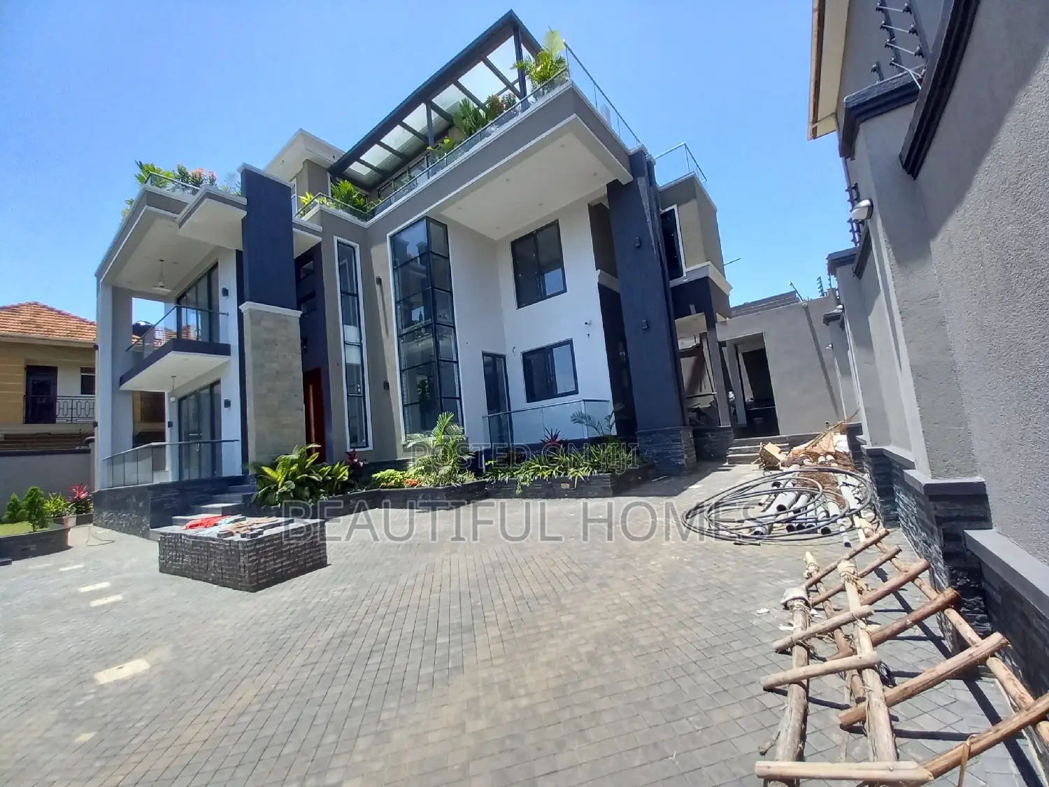 Furnished 6bdrm Mansion in Kyanja, Central Division for sale in Central Division