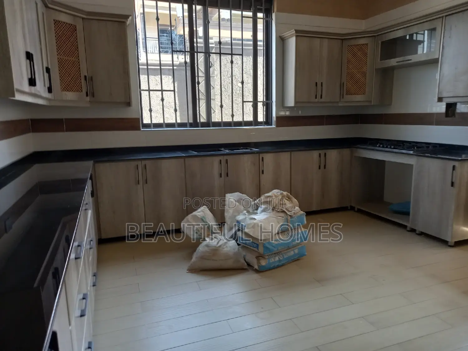 Furnished 7bdrm Mansion in Kisaasi All Tarmack, Nakawa for sale in Nakawa