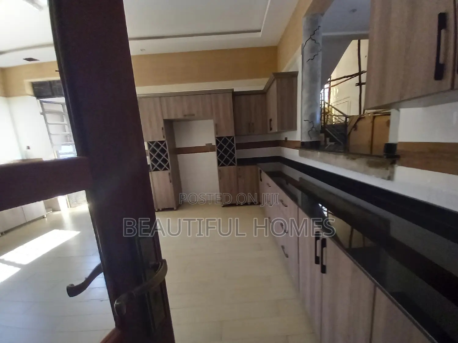 Furnished 7bdrm Duplex in Kisaasi, Central Division for sale in Central Division