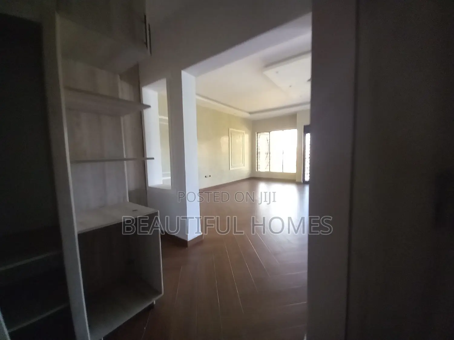 Furnished 7bdrm Mansion in Kisaasi, Central Division for sale in Central Division
