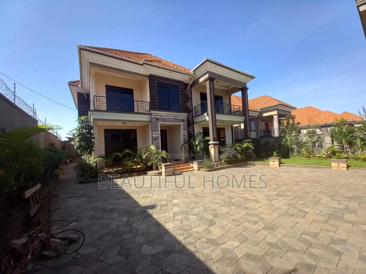 Furnished 5bdrm House in Kisaasi, Nakawa for sale in Nakawa