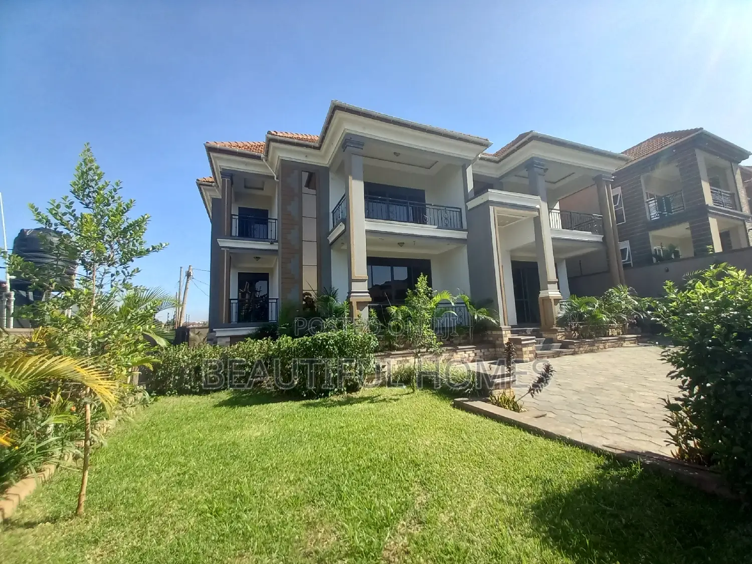 Furnished 6bdrm Mansion in Kisaasi, Nakawa for sale in Nakawa