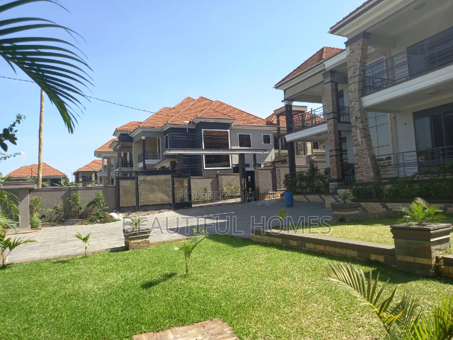 Furnished 7bdrm Mansion in Kisaasi, Nakawa for sale in Nakawa