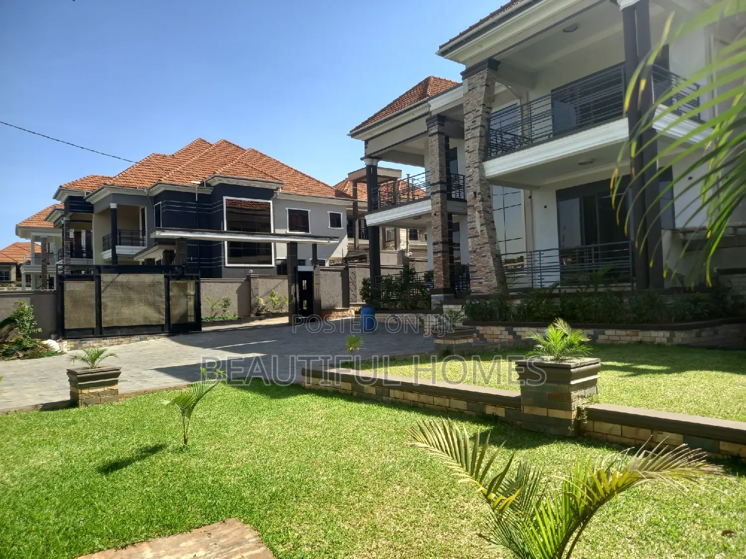 Furnished 7bdrm Duplex in Kisaasi, Nakawa for sale in Nakawa