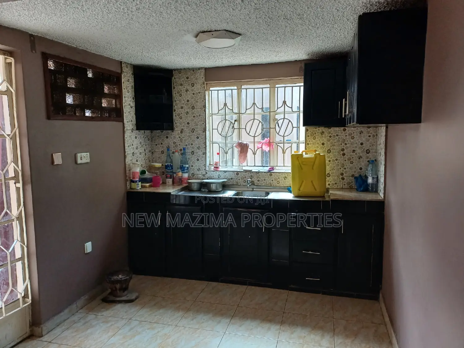 3bdrm Bungalow in Makindye Heights, Division A for sale in Division A