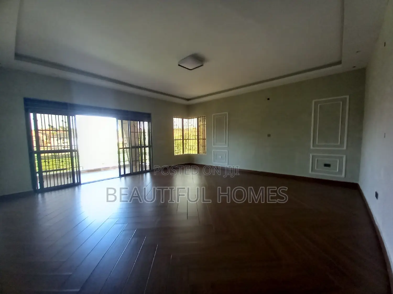 Furnished 7bdrm Mansion in Kisaasi, Central Division for sale in Central Division