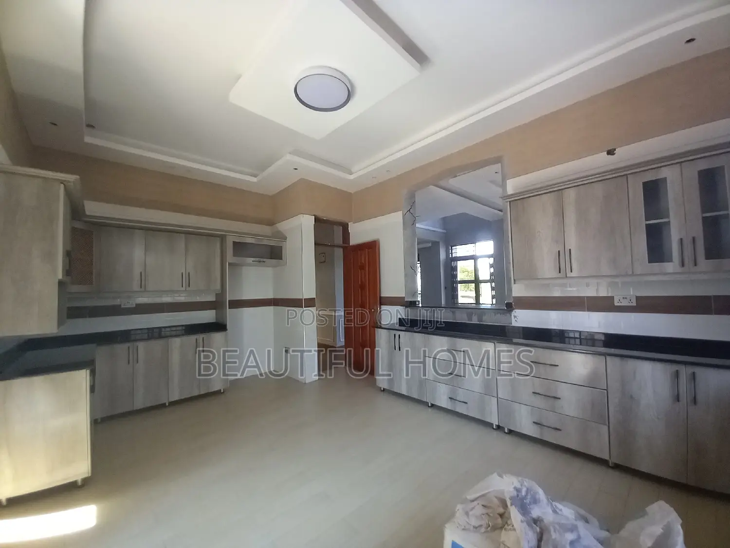 Furnished 7bdrm House in Kisaasi Rich Estate, Nakawa for sale in Nakawa