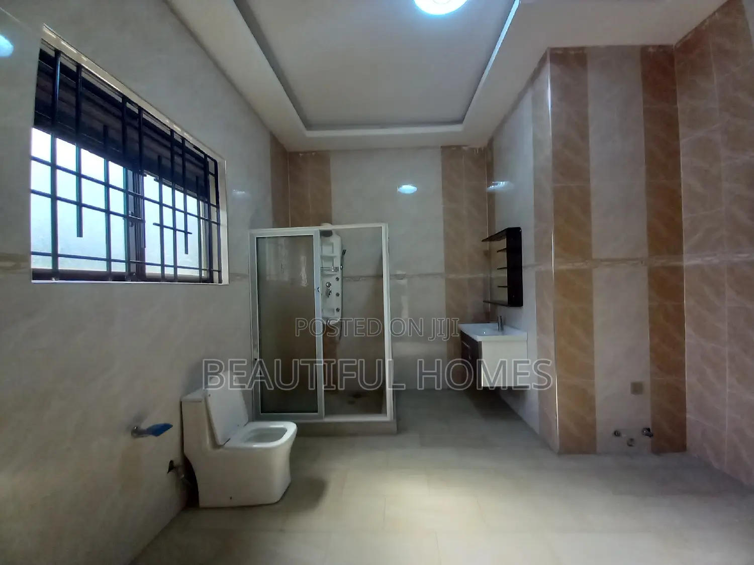 Furnished 5bdrm Duplex in Kisaasi, Nakawa for sale in Nakawa