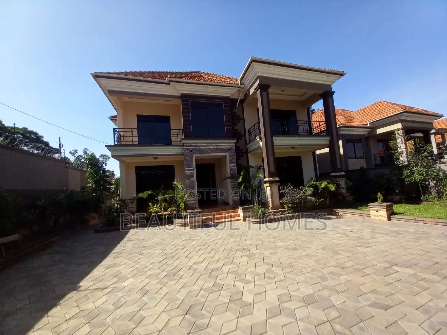 Furnished 5bdrm Mansion in Kisaasi, Nakawa for sale in Nakawa