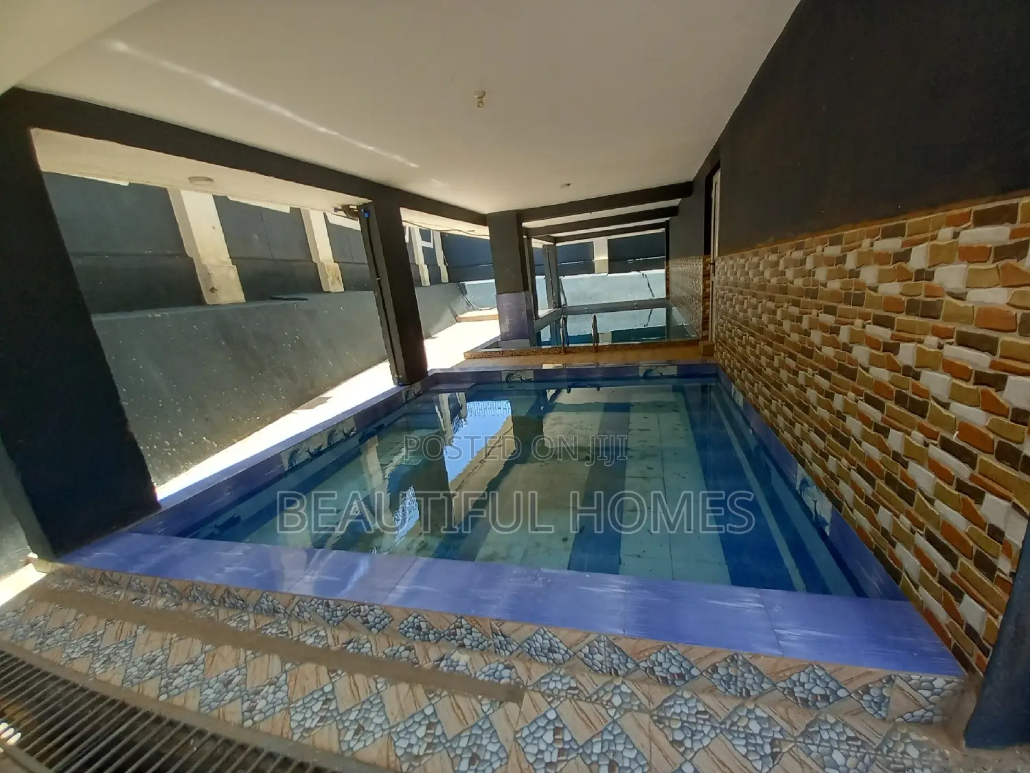 Furnished 2bdrm Condo in Kireka, Nakawa for sale in Nakawa