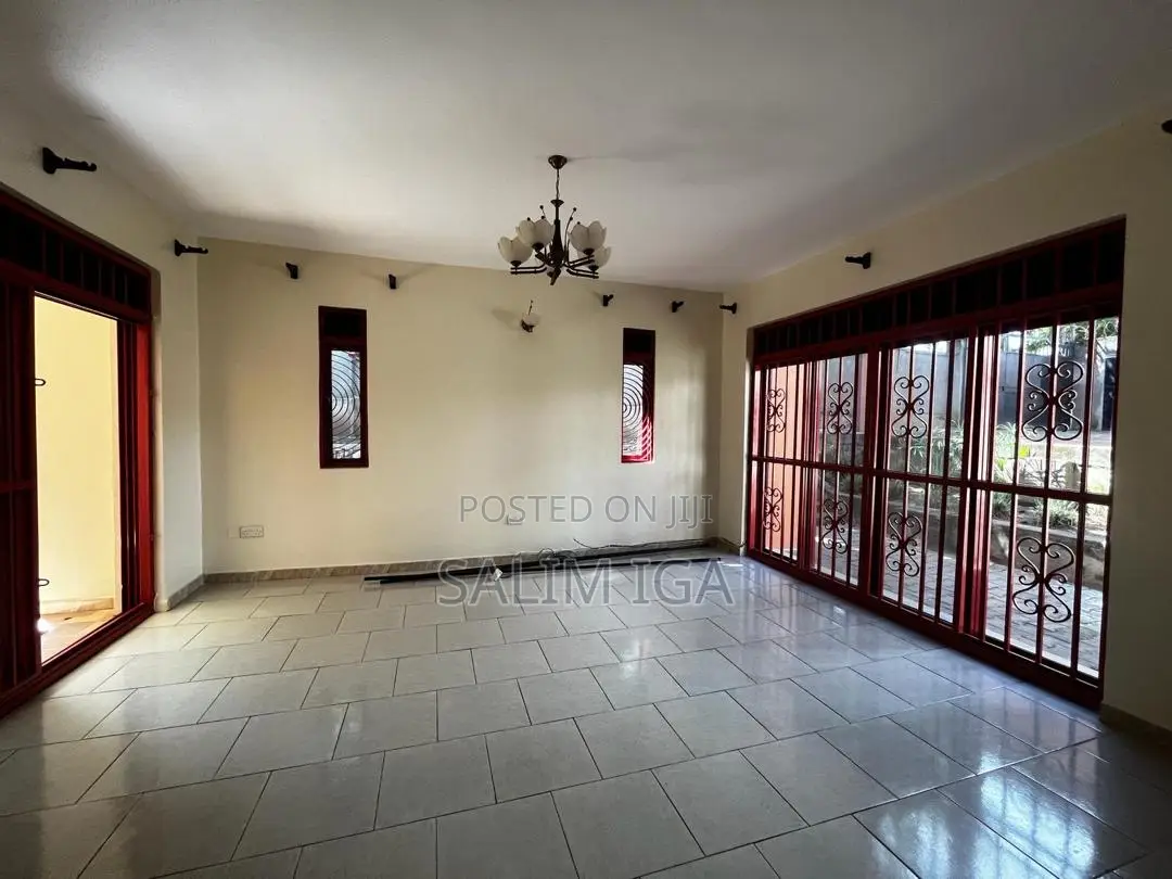 5bdrm Duplex in Kololo Property, Central Division for rent in Central Division