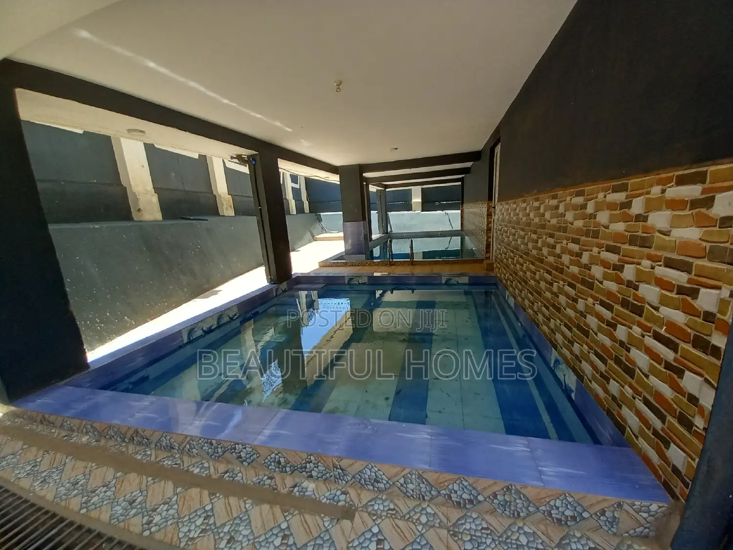 Furnished 3bdrm Condo in Kireka, Nakawa for sale in Nakawa
