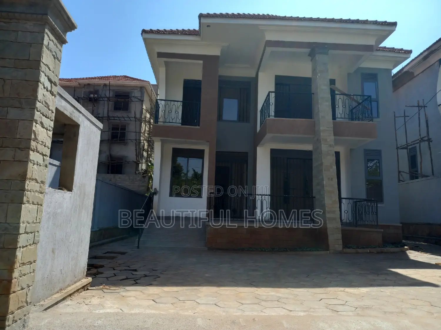 Furnished 5bdrm Duplex in Kira Mamerito Road for sale in Kira