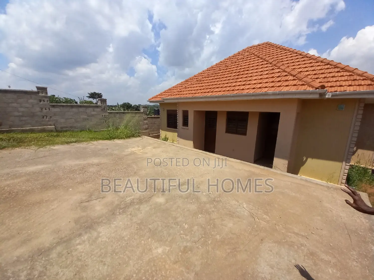 Furnished 4bdrm House in Kira for sale in Kira