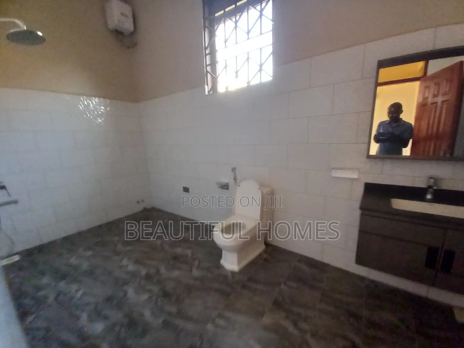 Furnished 3bdrm Bungalow in Nakwero, Kira for sale in Kira