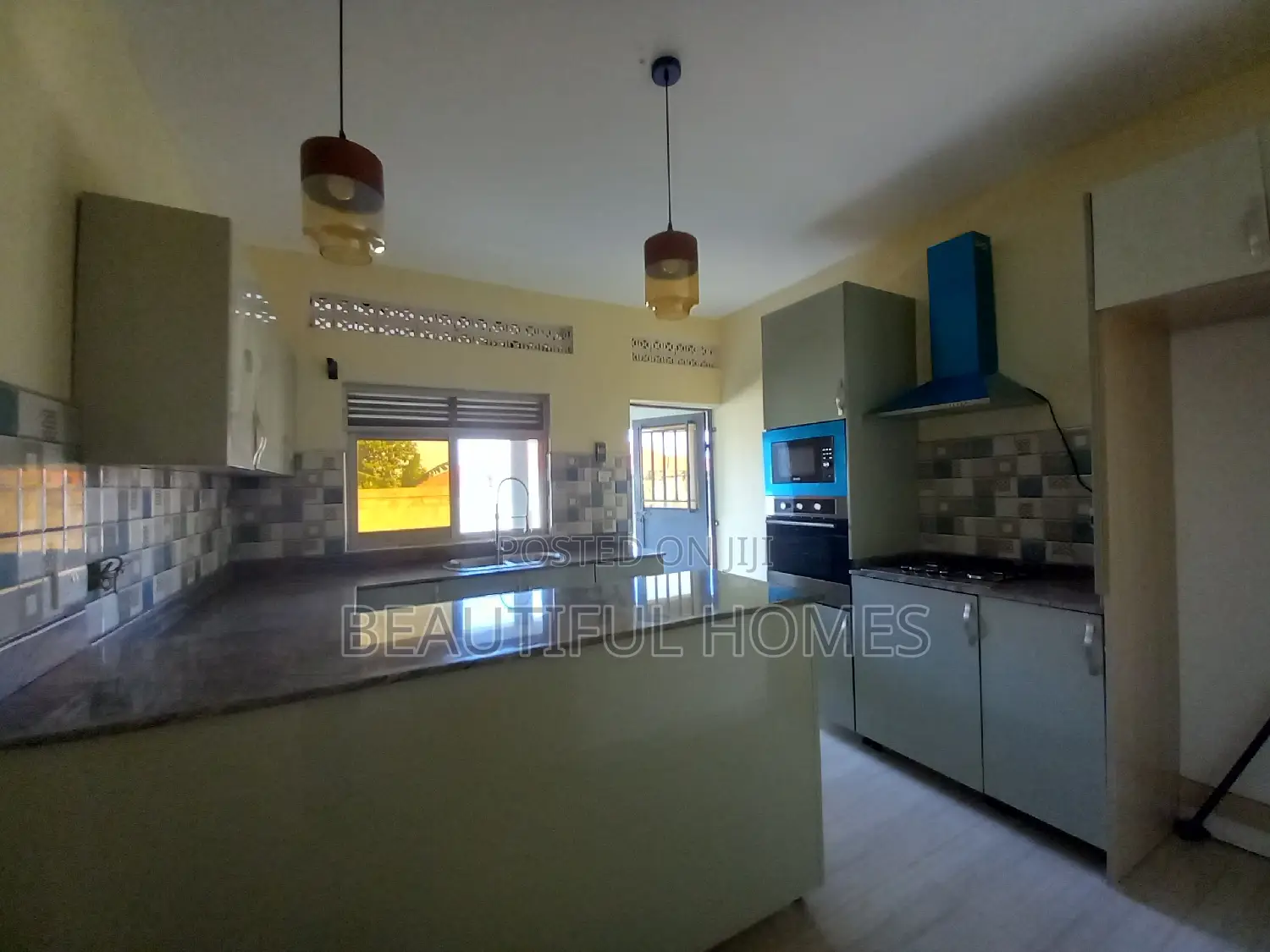 Furnished 4bdrm House in Kira for sale in Kira