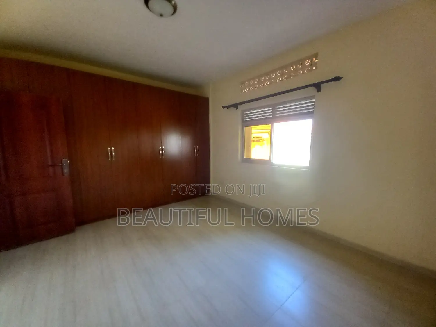 Furnished 4bdrm House in Kira for sale in Kira