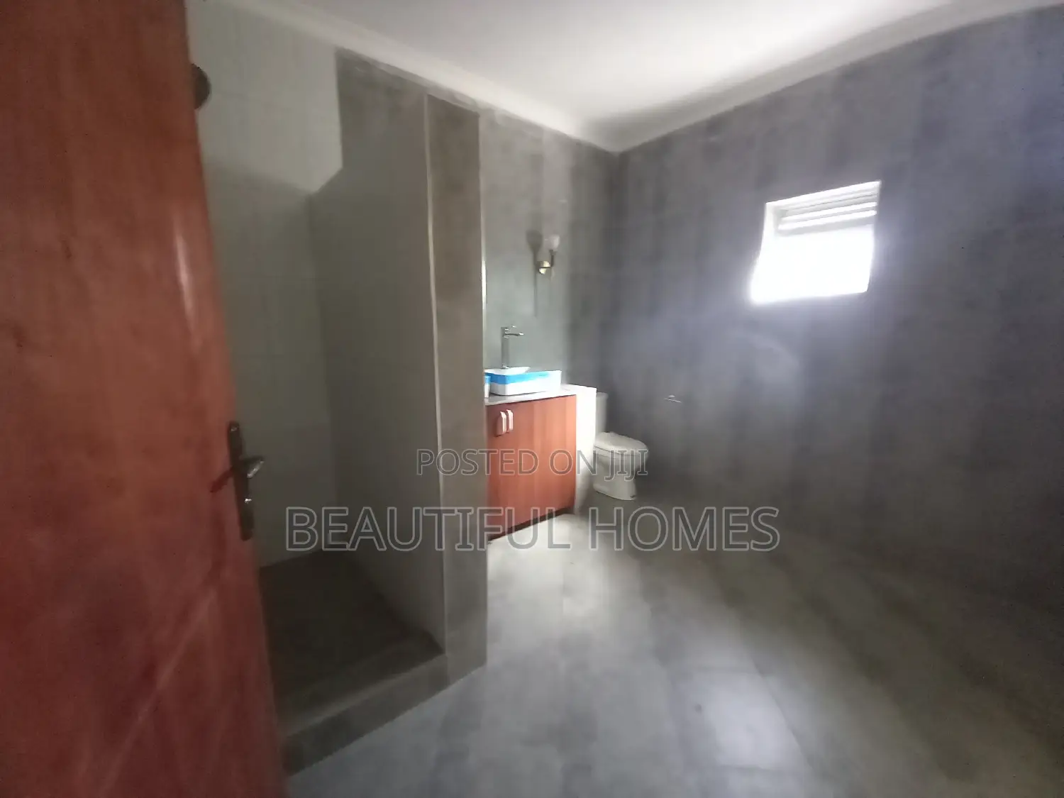 Furnished 4bdrm House in Kira for sale in Kira