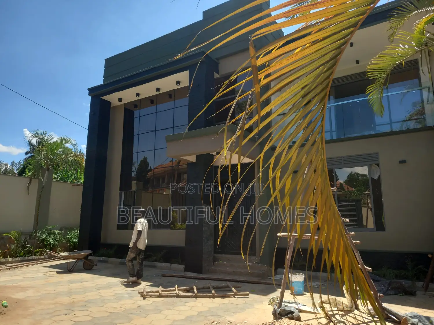Furnished 5bdrm Duplex in Kyanja, Nakawa for sale in Nakawa