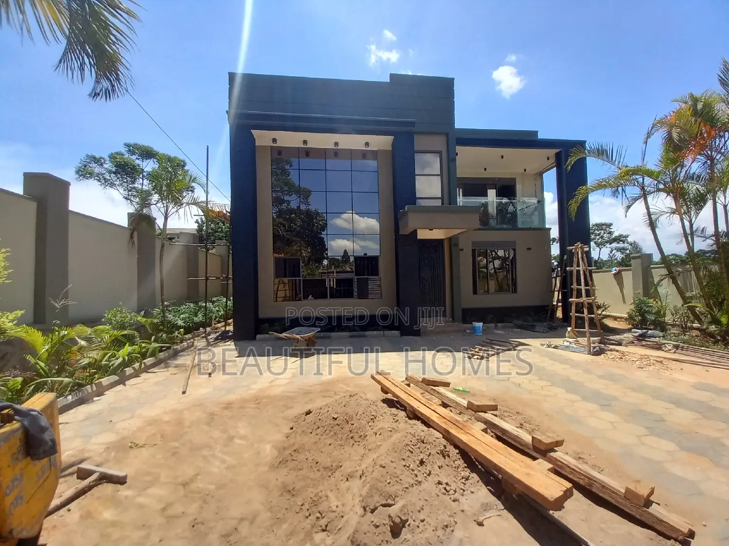 Furnished 5bdrm Duplex in Kyanja Rich, Nakawa for sale in Nakawa