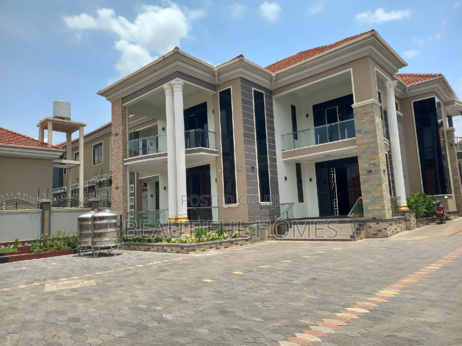 Furnished 6bdrm Mansion in Kira for sale in Kira