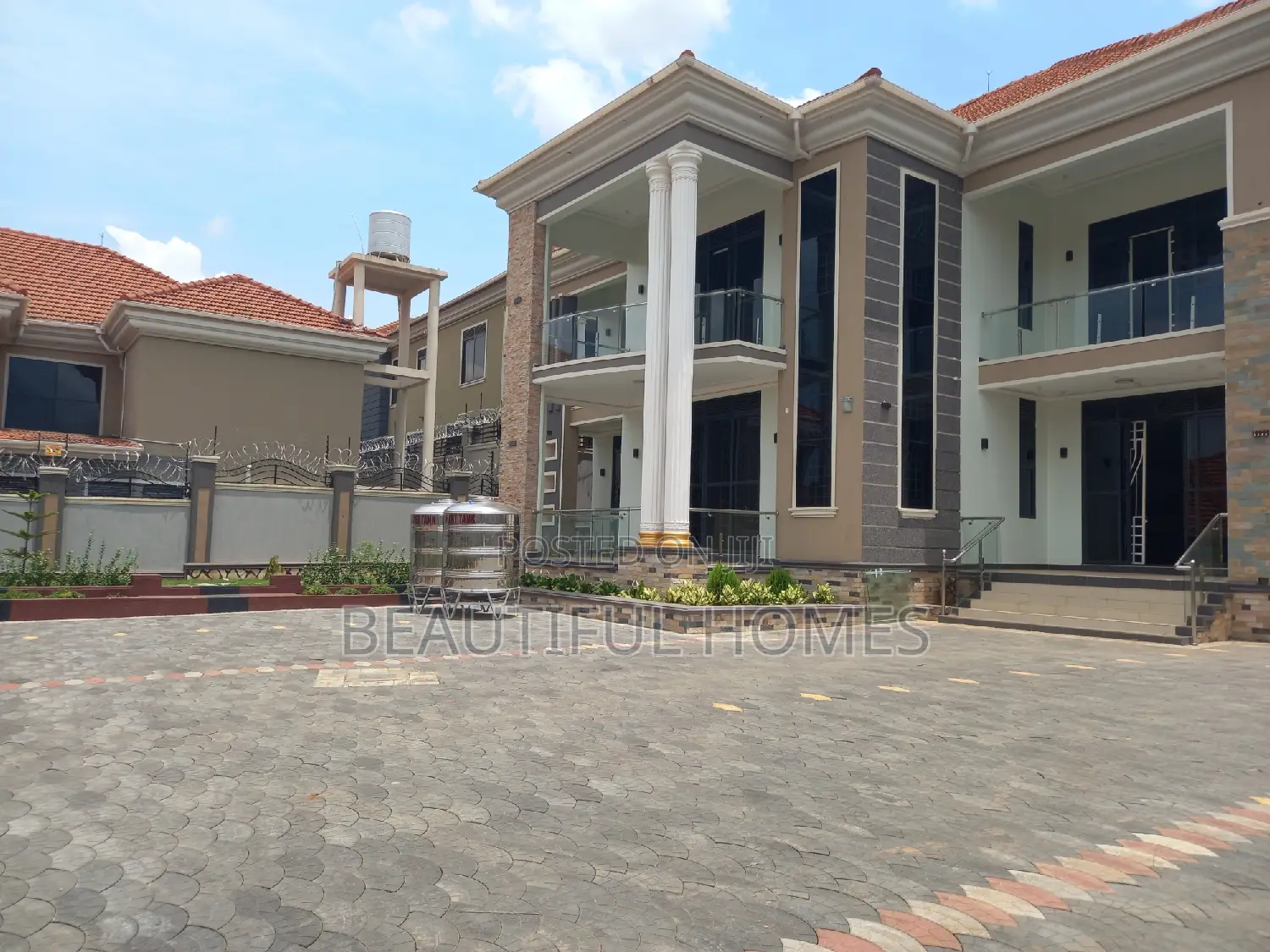 Furnished 6bdrm House in Kira for sale in Kira
