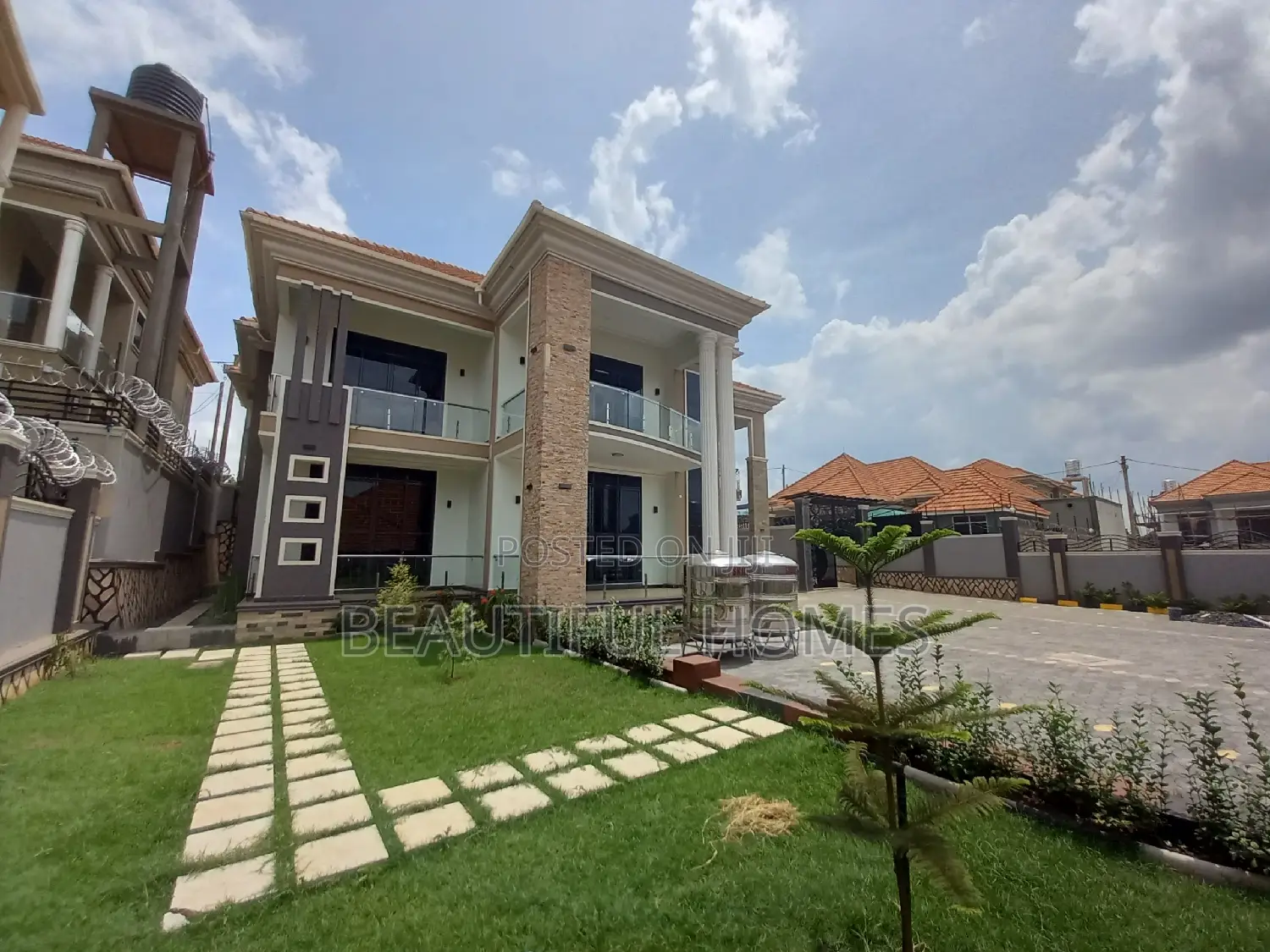 Furnished 6bdrm House in Kira for sale in Kira