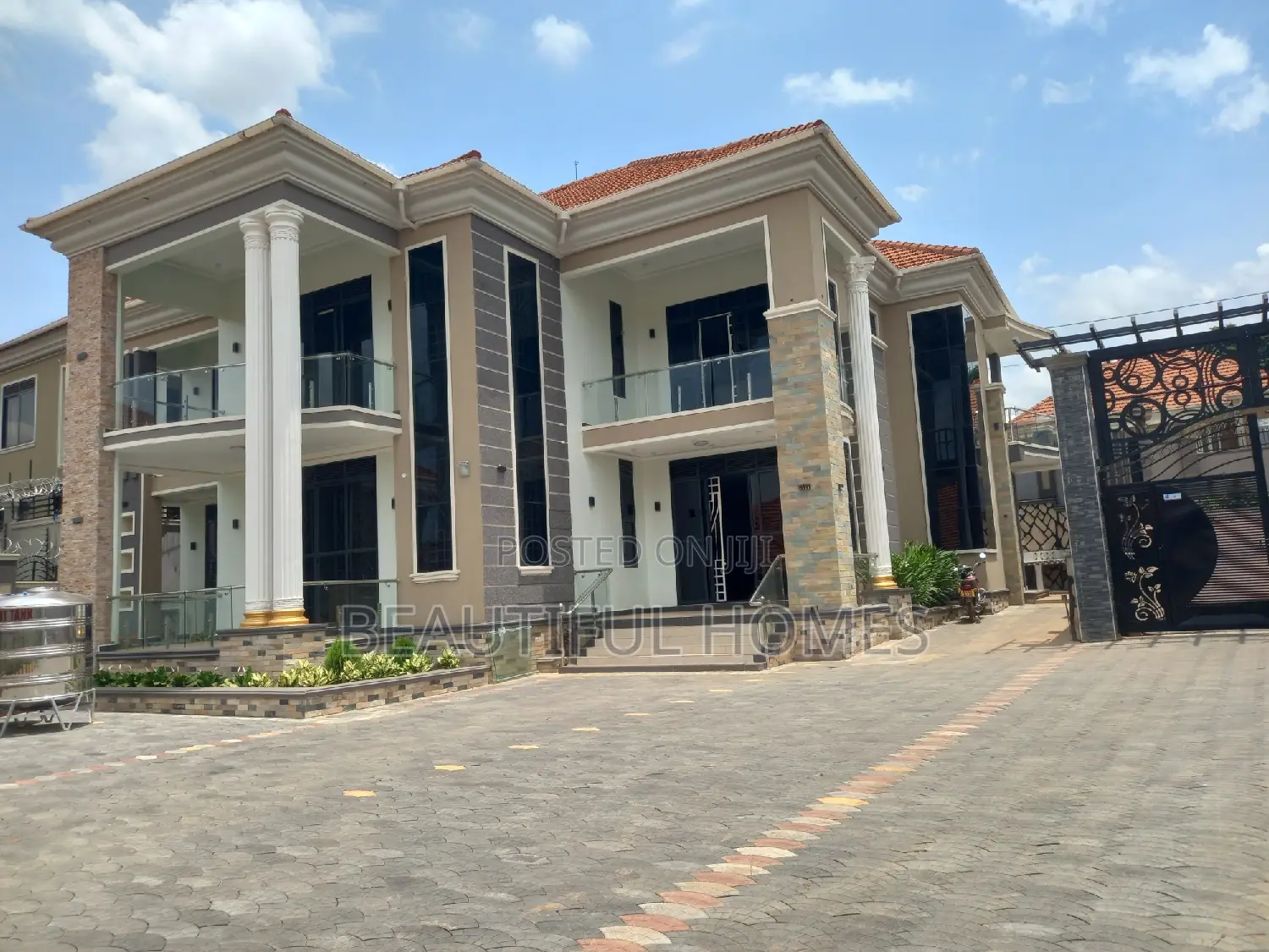 Furnished 6bdrm House in Kira for sale in Kira