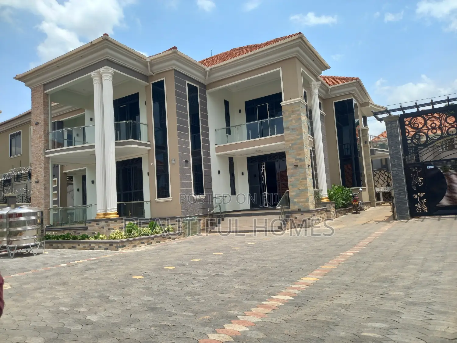 Furnished 6bdrm Mansion in Kira, Central Division for sale in Central Division