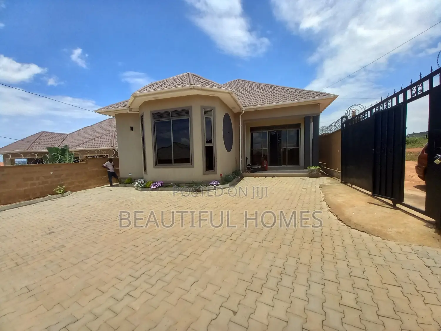 Furnished 3bdrm House in Nakwero, Kira for sale in Kira