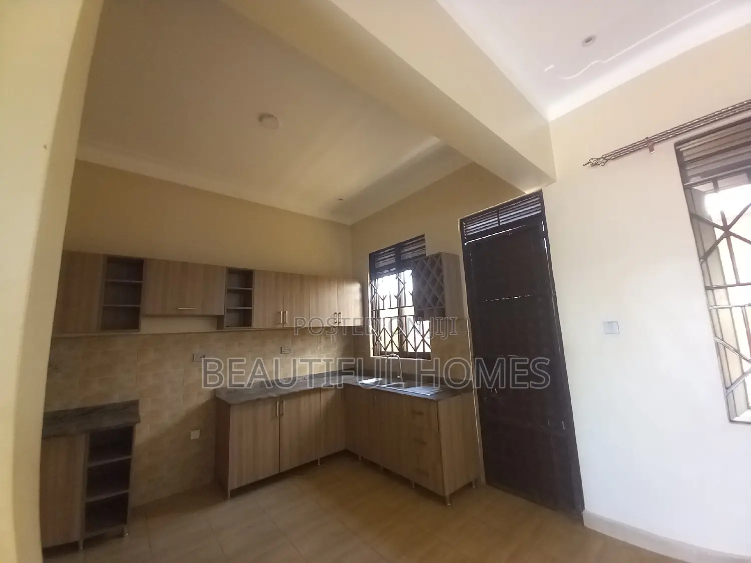 Furnished 3bdrm Bungalow in Kira for sale in Kira