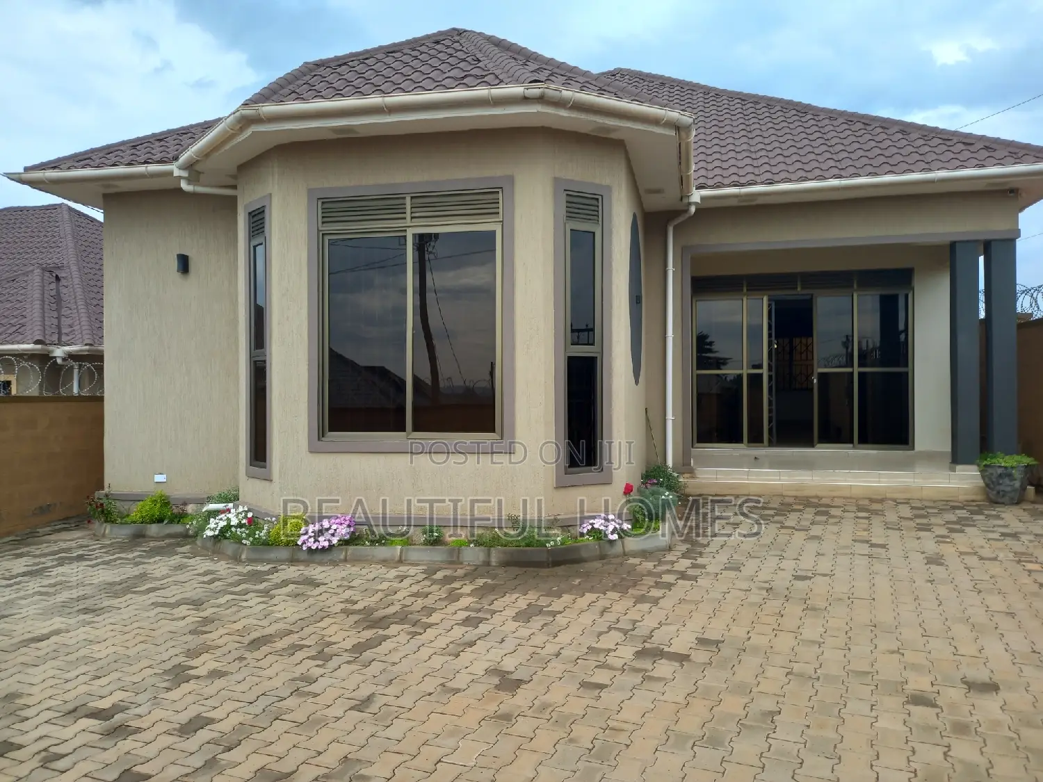Furnished 3bdrm House in Nakwero, Kira for sale in Kira