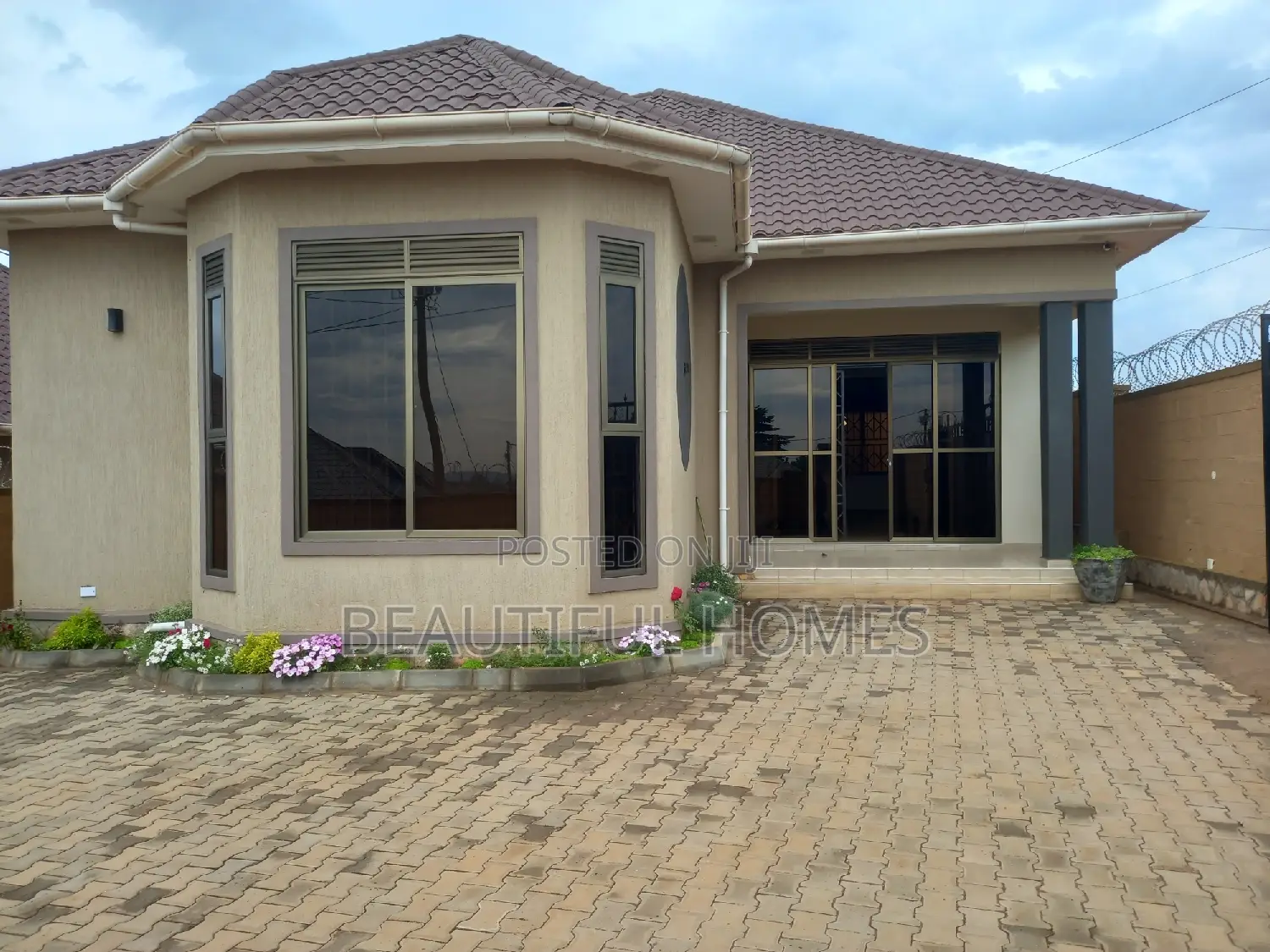 Furnished 3bdrm House in Nakwero, Kira for sale in Kira