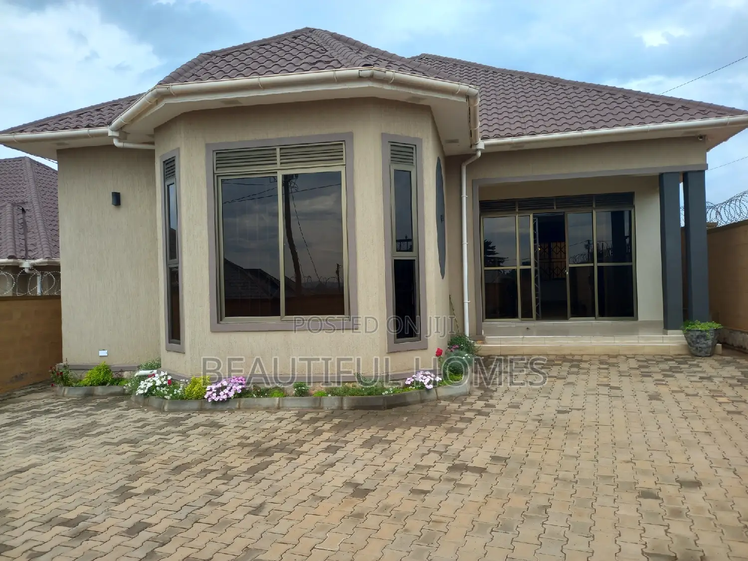 Furnished 3bdrm House in Nakwero, Kira for sale in Kira