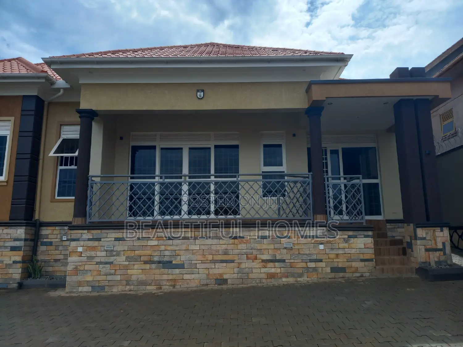 Furnished 4bdrm House in Kira for sale in Kira
