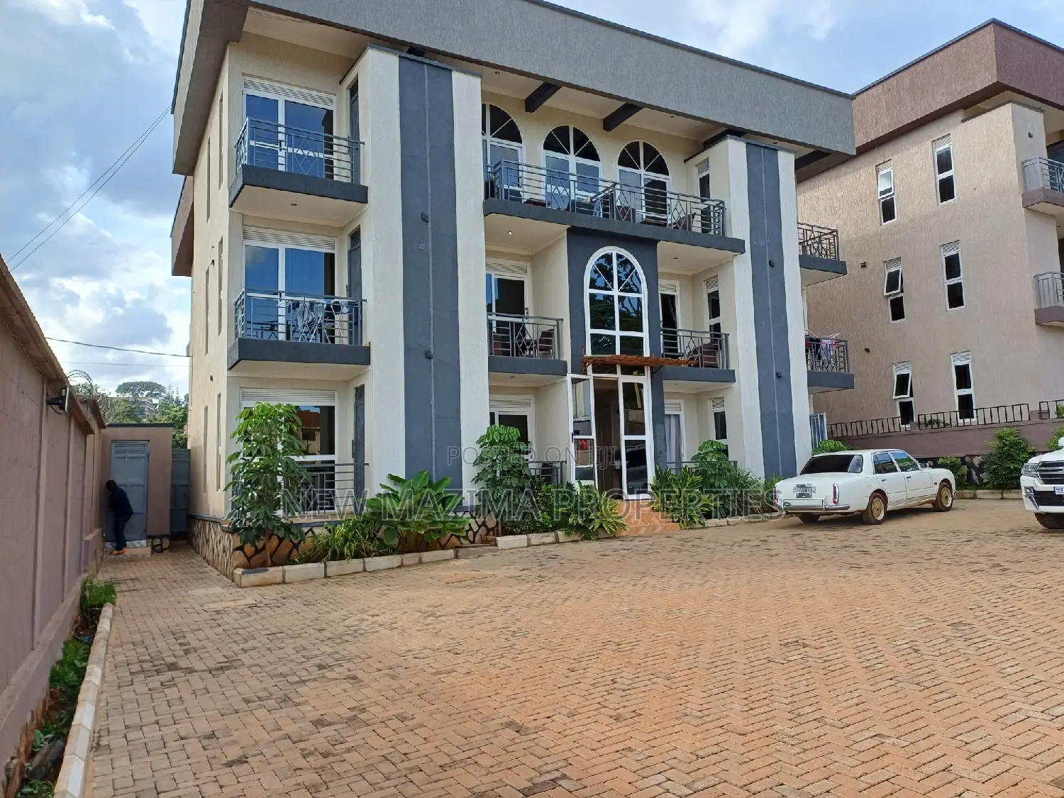 Furnished 1bdrm Block of Flats in Muyenga Heights, Division A for rent in Division A