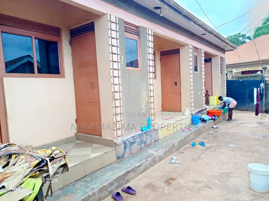 3bdrm House in Bulenga Town, Division A for sale in Division A