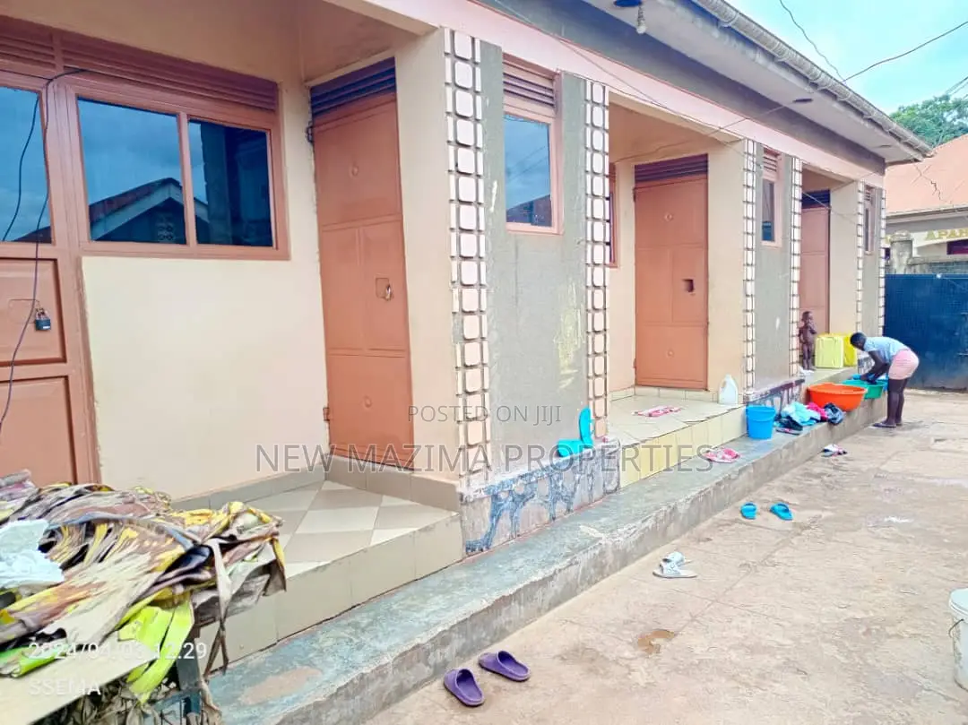 3bdrm House in Bulenga Town, Division A for sale in Division A