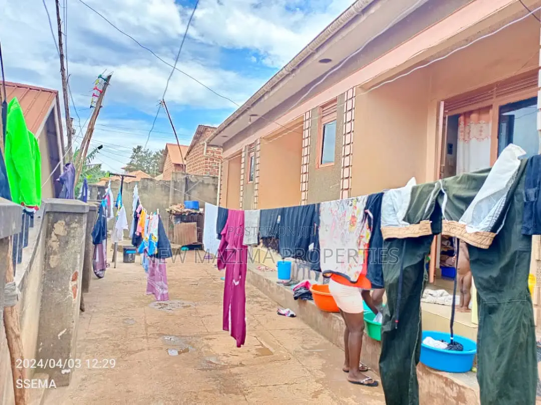 3bdrm House in Bulenga Town, Division A for sale in Division A